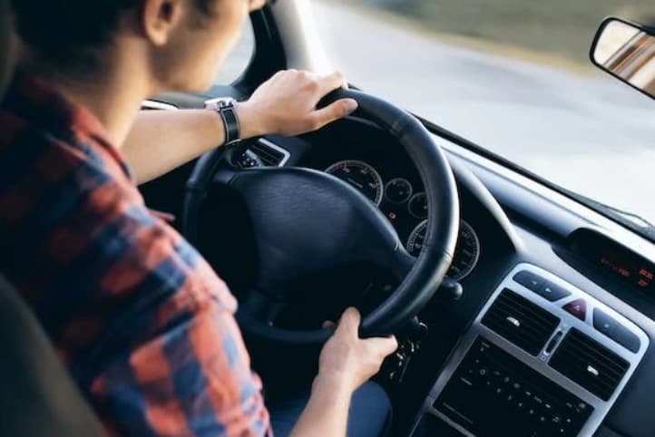 L’industria automobilistica: i 5 trend principali da tenere d’occhio nel 2023