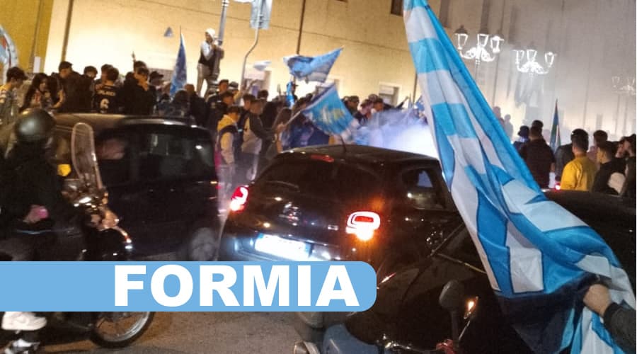 FOTO - Scudetto del Napoli. Festa anche a Formia