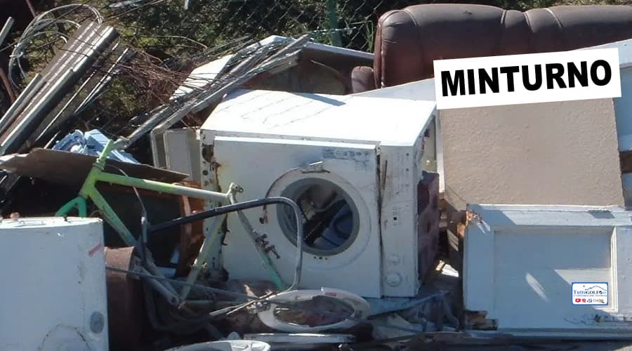 Minturno, giornate ecologiche: il nuovo calendario. Distribuzione dei sacchetti per organico e secco residuo