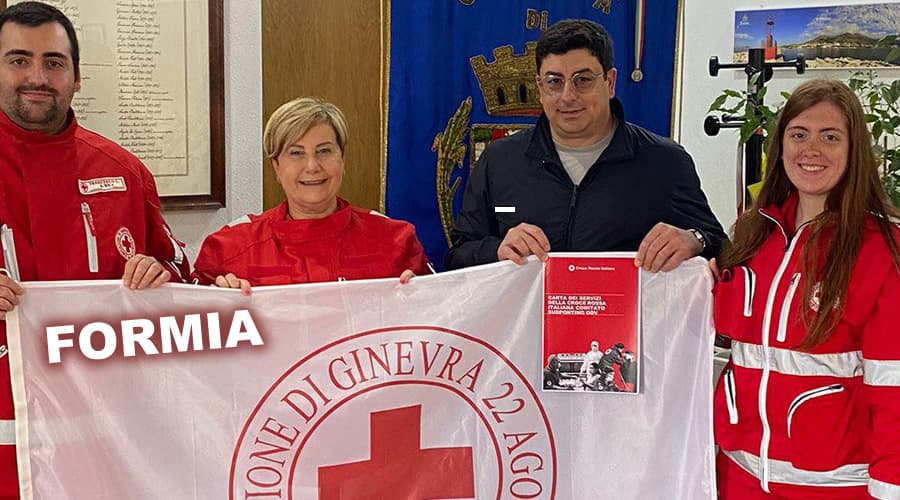 Formia, Giornata Internazionale della Croce Rossa e Mezzaluna Rossa: consegnata la bandiera al sindaco