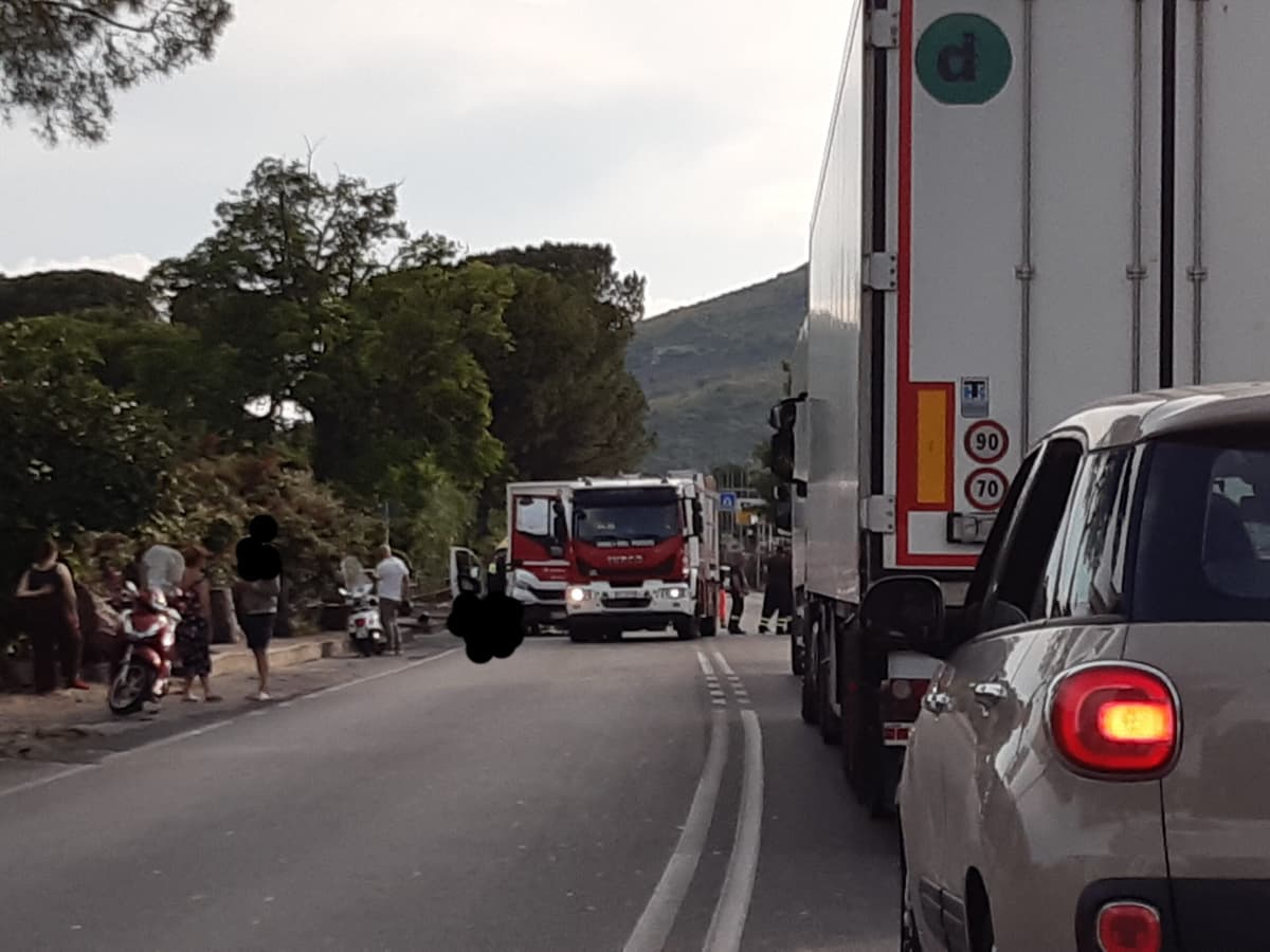 Incidente stradale a Formia. Deceduto un centauro