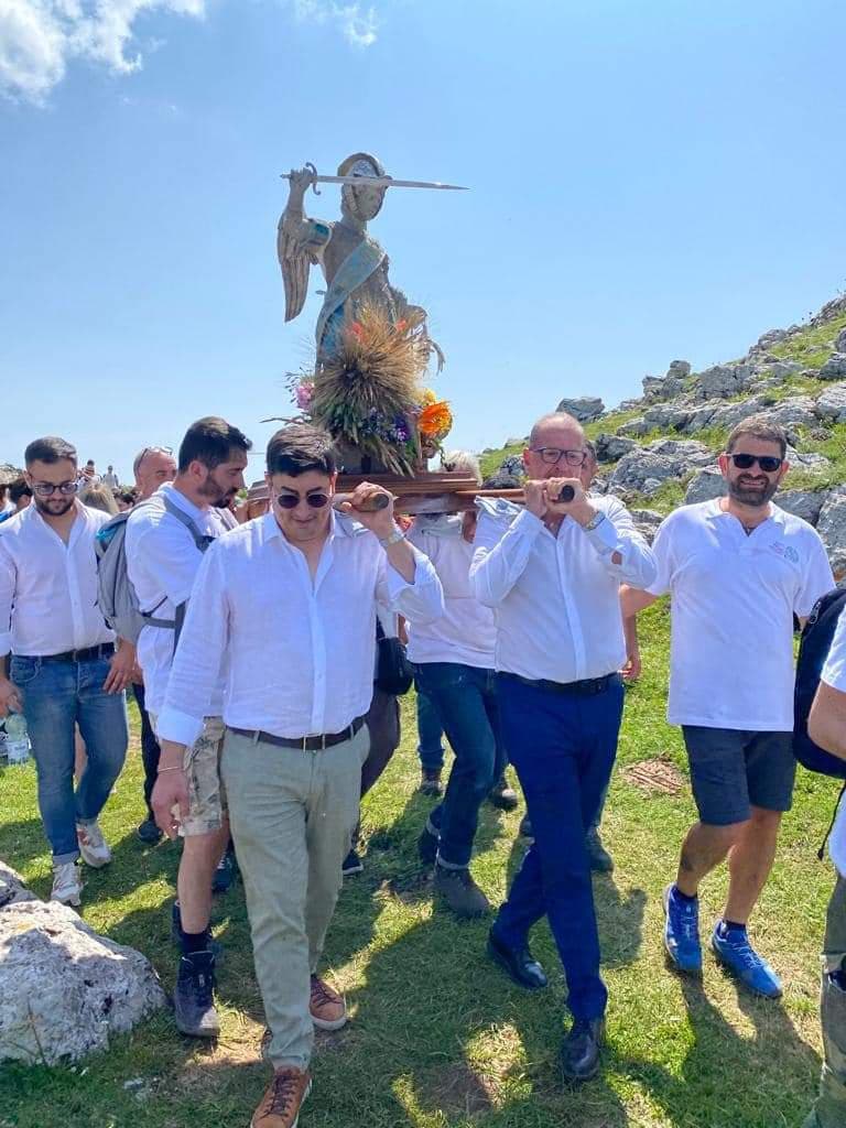 Formia: Taddeo e Mitrano in processione a Monte Redentore con San Michele Arcangelo