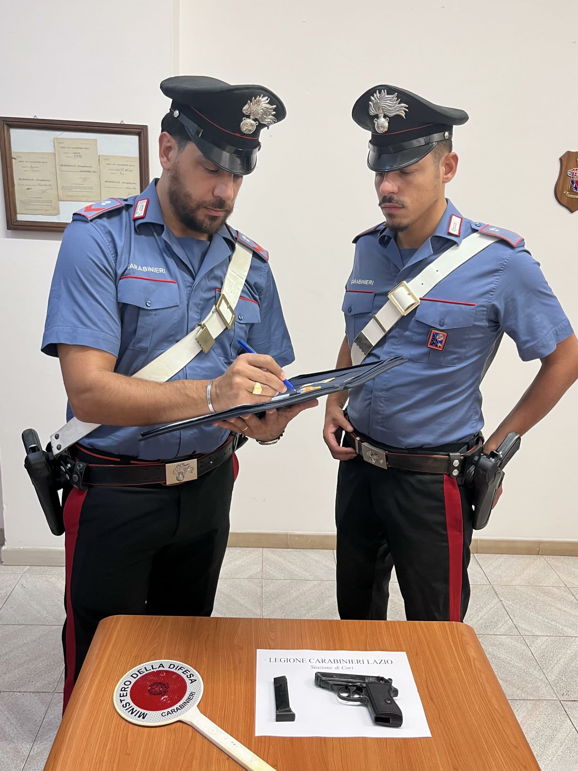 Due rumeni denunziati dai Carabinieri per minaccia aggravata in concorso a danno di un italiano