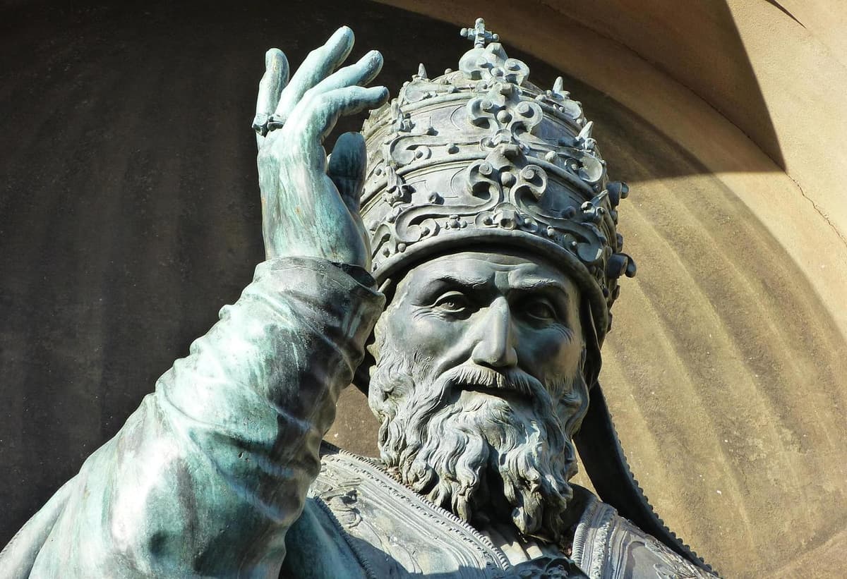 Scauri: nella chiesa parrocchiale di Santa Albina vi è un oratorio d'eccellenza particolarmente attivo