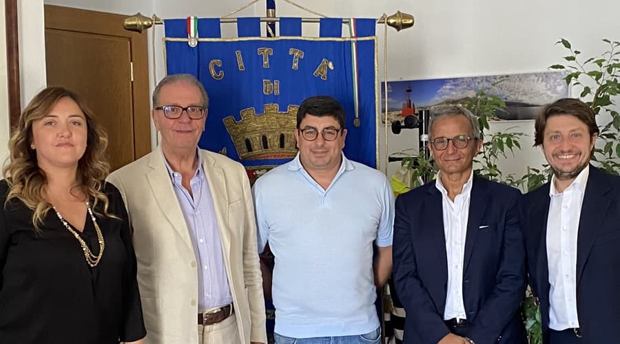 L'incontro tra l'Amministrazione comunale di Formia ed il presidente dell'Ater di Latina, Enrico Della Pietà