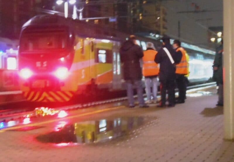 Investita dal treno. Deceduta una donna a Fondi