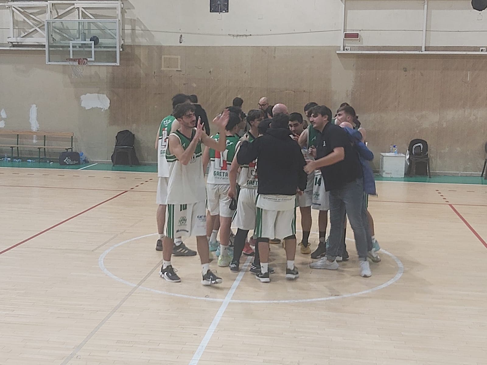 I Divisione Regionale. Primo sorriso per il Basket Serapo '85