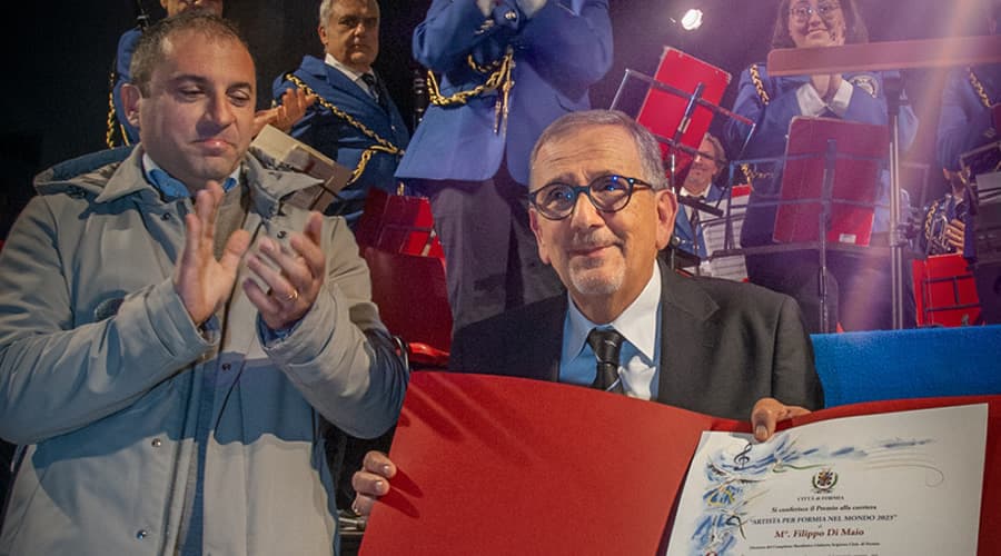 Concerto del complesso bandistico "U.Scipione Città di Formia" e il premio per i 50 anni di direzione conferito al Maestro Filippo Di Maio