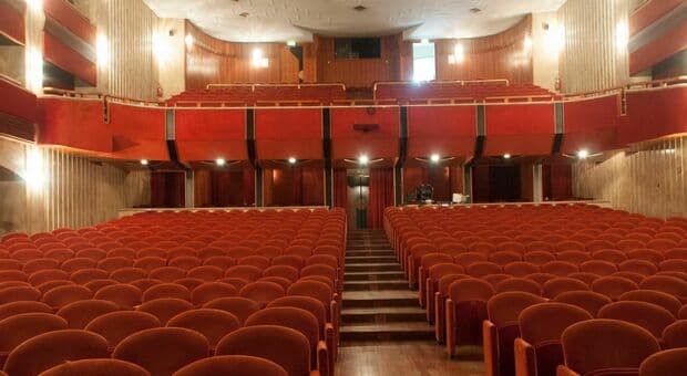 Al Teatro D'Annunzio vanno in scena Colangeli e Rigillo