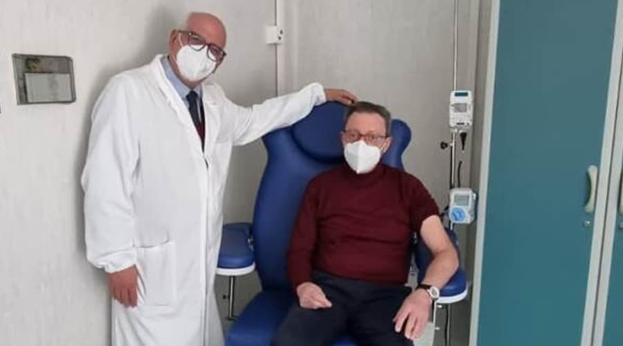 Al Pascale di Napoli iniettata la prima dose del vaccino anti melanoma