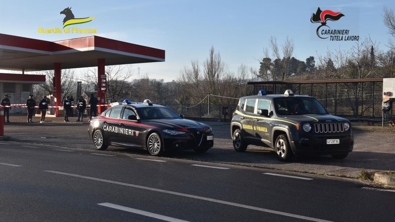 SPERLONGA, OPERAZIONE "MANDA FOTO": CAPORALATO, ESTORSIONE, TRUFFA. 3 ARRESTI