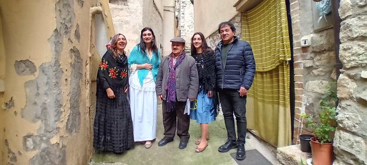 “Con poche cose e tanto cielo”: sul set del docufilm girato, tra l'altro, a Maranola e Fondi