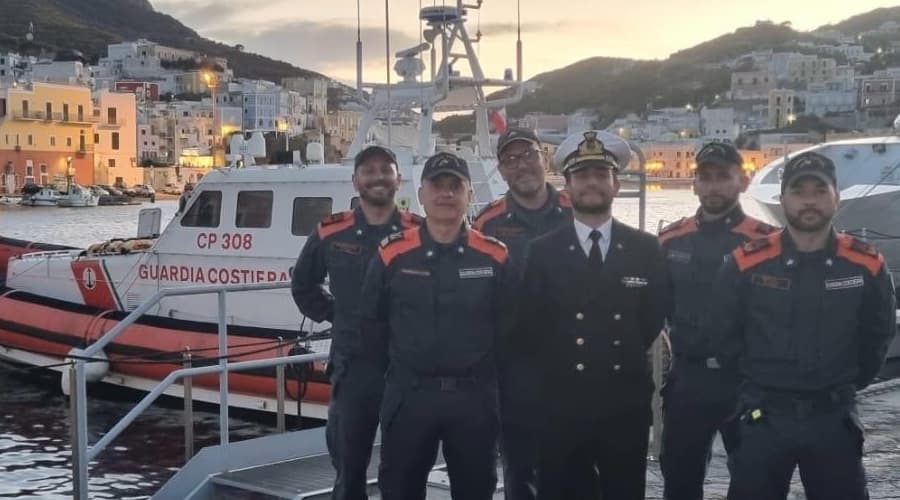 GUARDIA COSTIERA DI PONZA: INIZIO MISSIONE A LAMPEDUSA