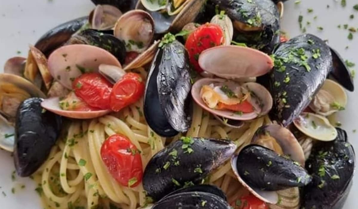Lo Scialatiello allo Scoglio, una ricetta facile e veloce