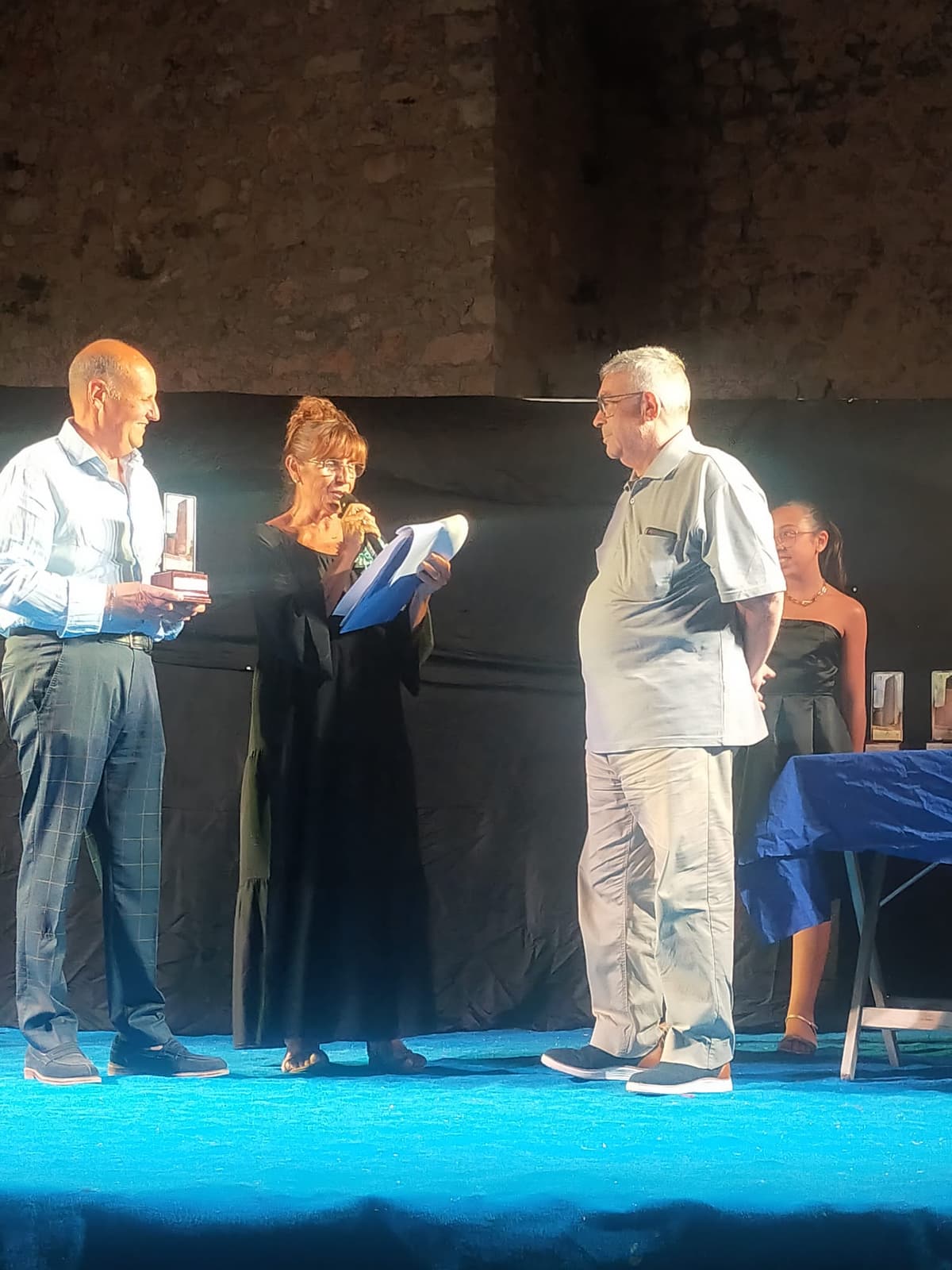 La Pro Loco città di Formia alle premiazioni della Settimana del Teatro amatoriale - XXVIII° edizione, premia Mario Bianchini, uomo dal grande cuore, dedito al volontariato sociale.
