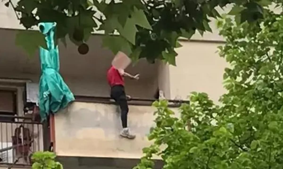 GDF LATINA: FINANZIERE LIBERO DAL SERVIZIO SALVA UNA DONNA IN PROCINTO DI SUICIDARSI
