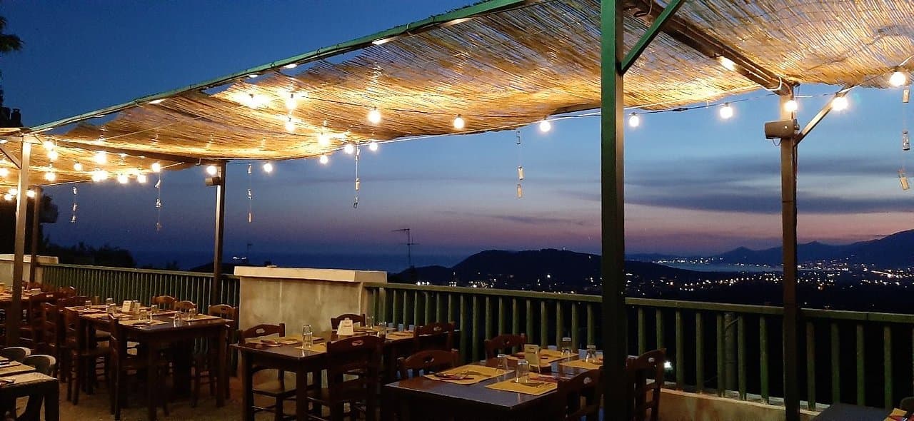 Tremensuoli ci propone il locale Dante 2.0. Roberta Serao, Giovane ristoratrice, ha lanciato la sua sfida