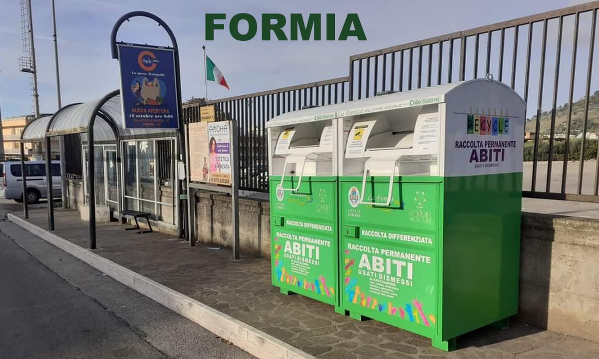 FORMIA, RACCOLTA ABITI USATI - NUOVI CONTENITORI DOTATI DI SENSORI E TELECAMERA