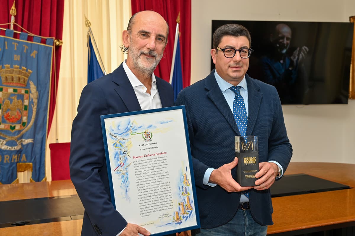 Formia - Premiato il Maestro Umberto Scipione
