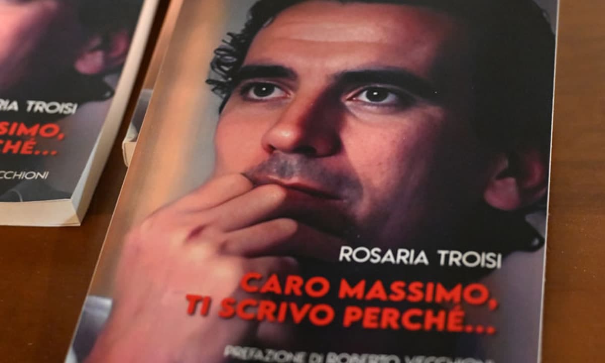 "Caro Massimo, ti scrivo perchè…"- La presentazione del libro scritto da Rosaria Troisi e dedicato a suo fratello Massimo