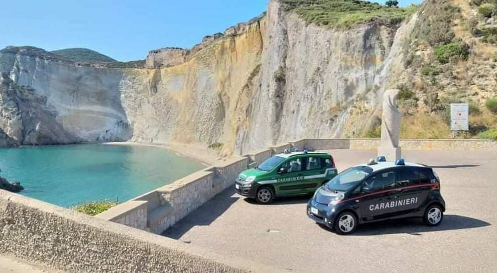 Ponza - Continuano i controlli sull’isola da parte dei Carabinieri
