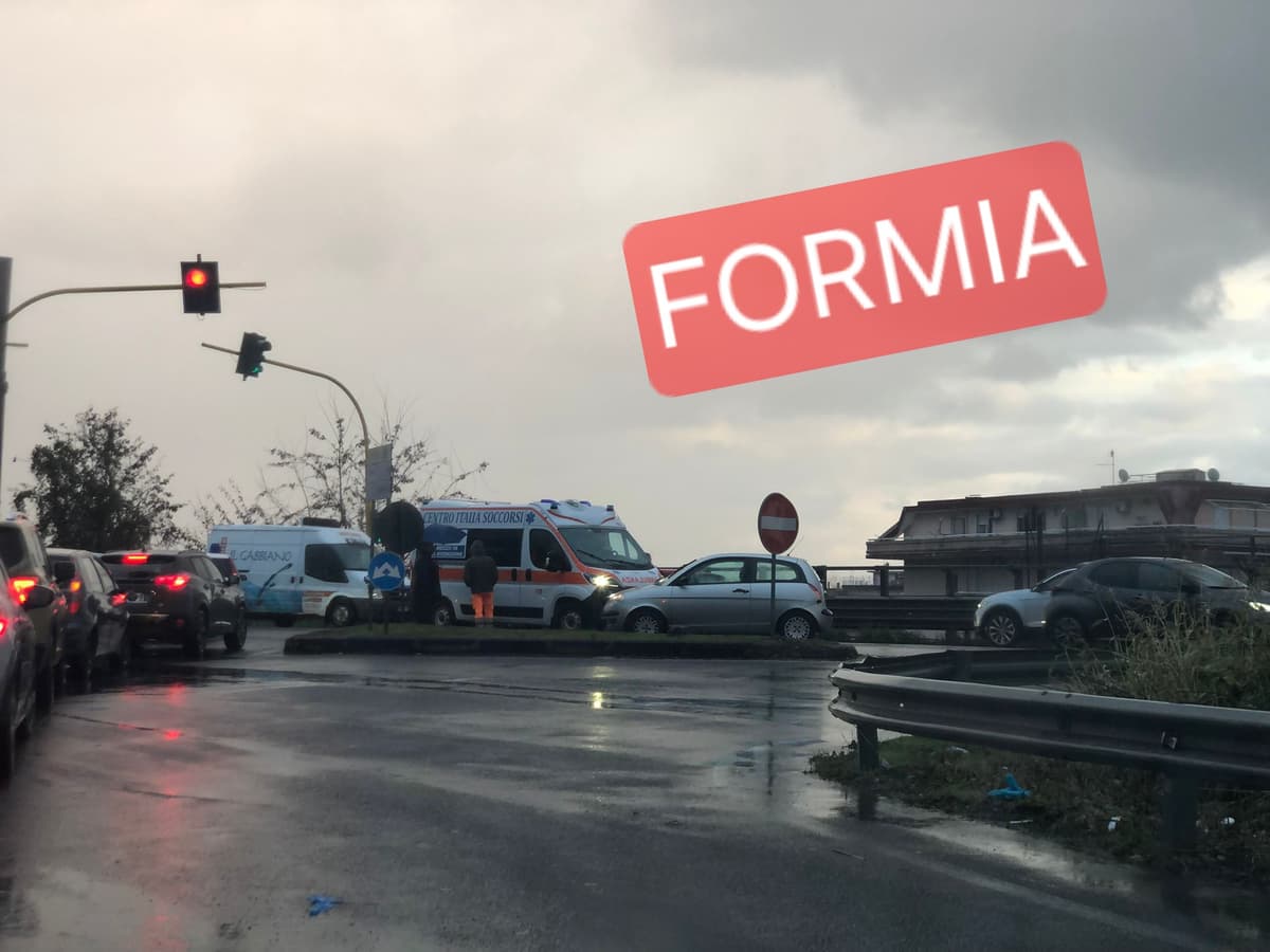 Formia, Incidente Stradale nei pressi del "Mercato Nuovo"