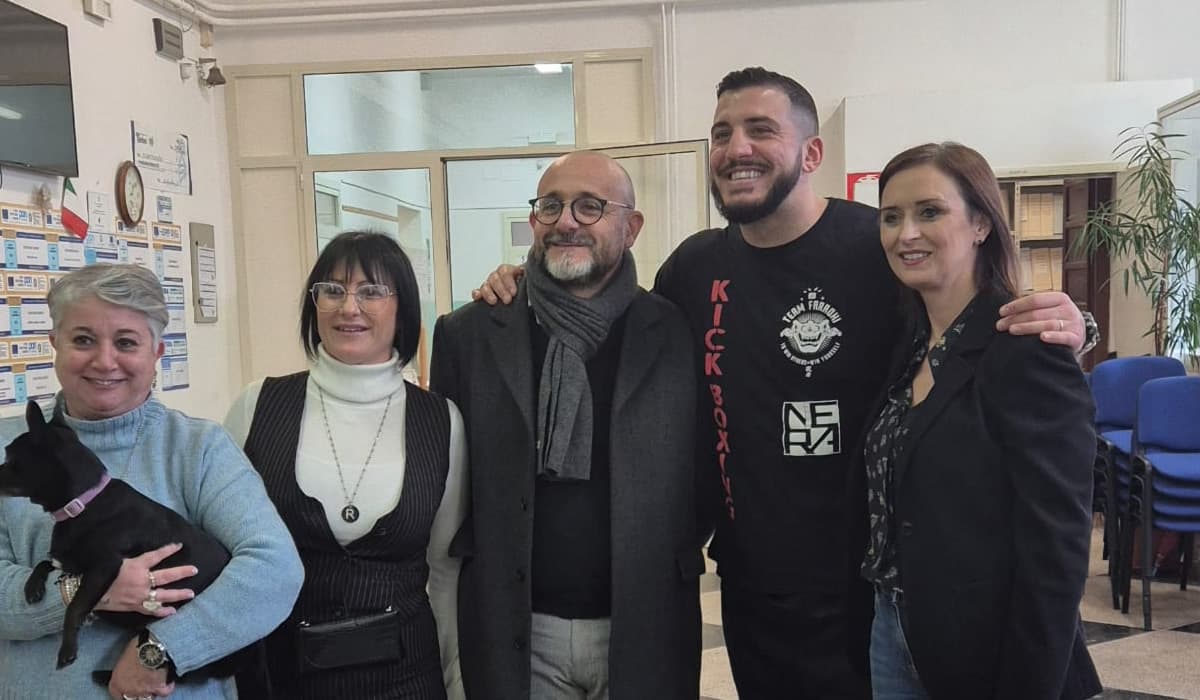 Mattia Faraoni insieme all’assessore regionale allo Sport Elena Palazzo a Itri e Gaeta per incontrare gli studenti