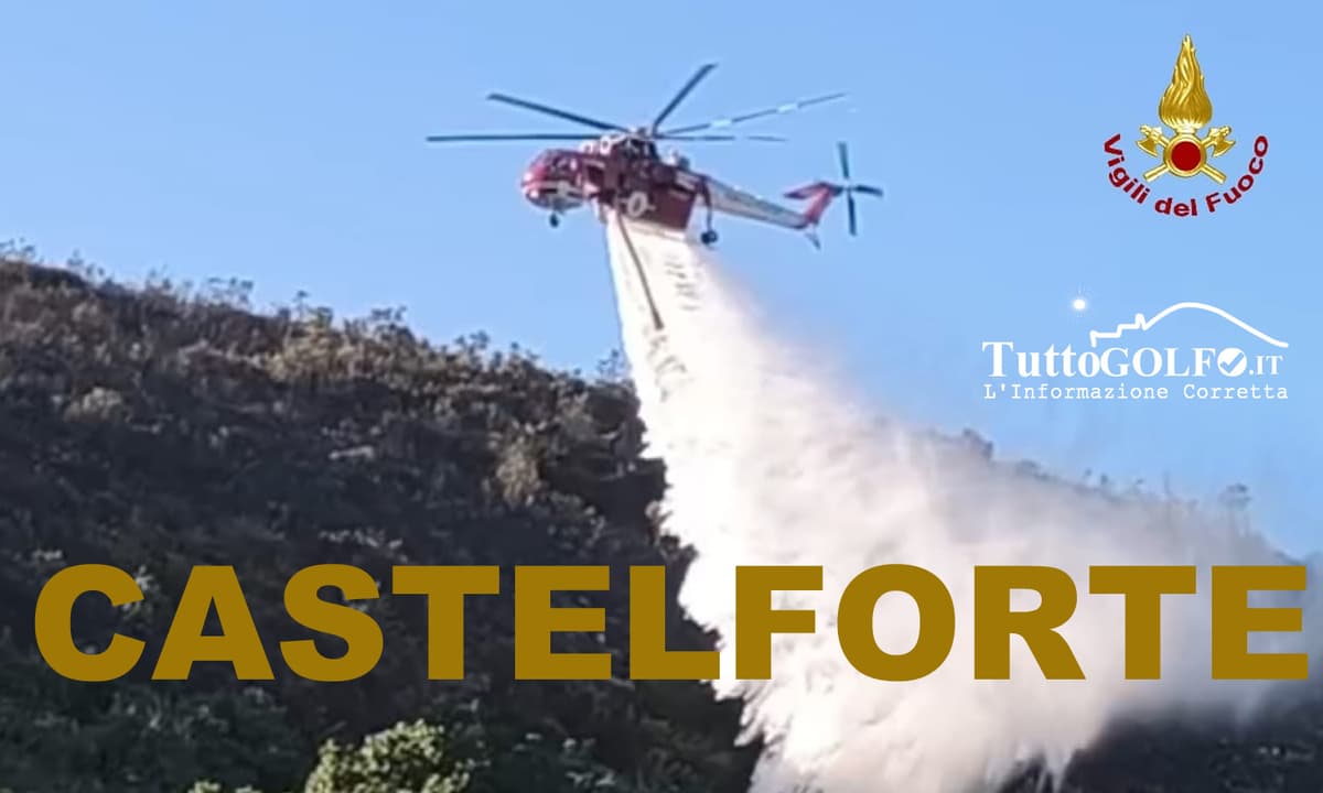 Castelforte brucia. Vigili del fuoco in azione