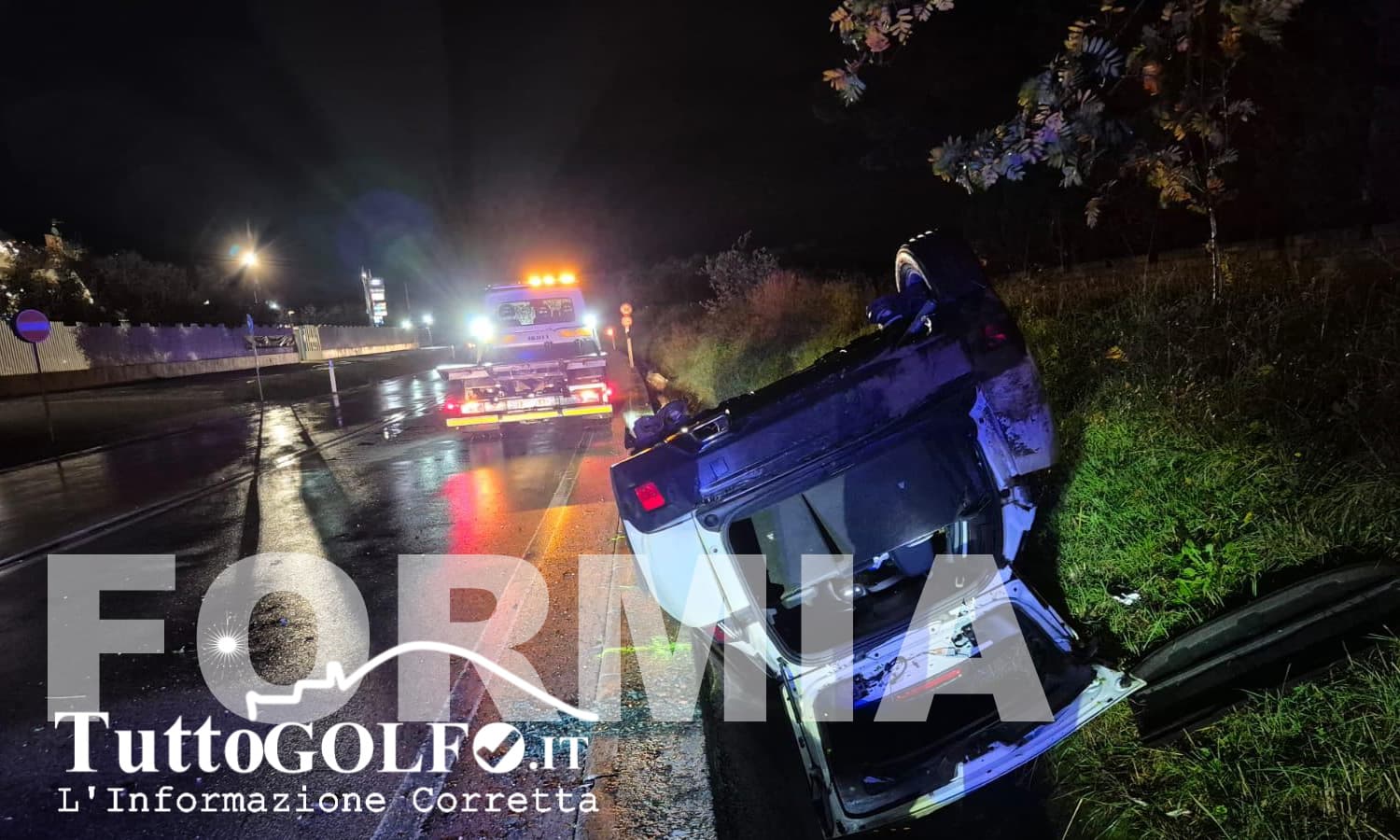 Formia, Vigilia di Natale: SUV ribaltato nella cunetta sulla variante Appia