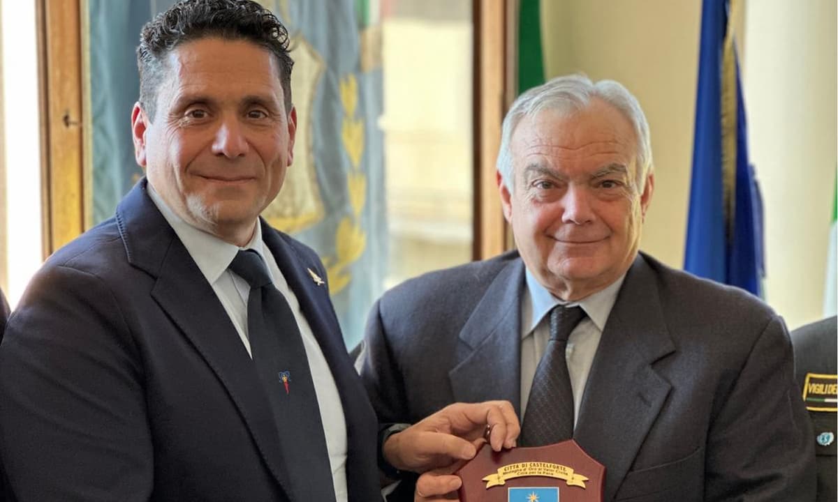 Sicurezza e territorio: il Sindaco Pompeo riceve il Comandante Provinciale dei Vigili del Fuoco Piergiacomo Cancelliere