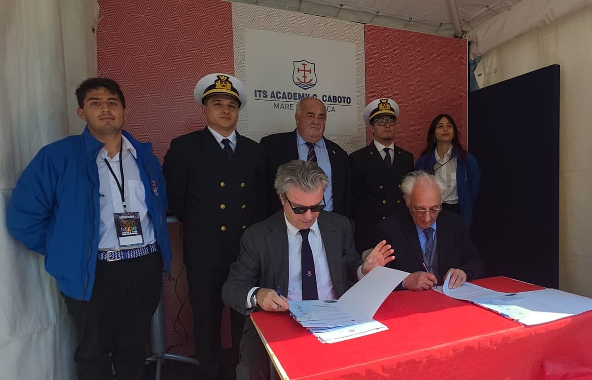 Formazione marittima e università, firmato l’accordo tra ITS Caboto e Università Giustino Fortunato
