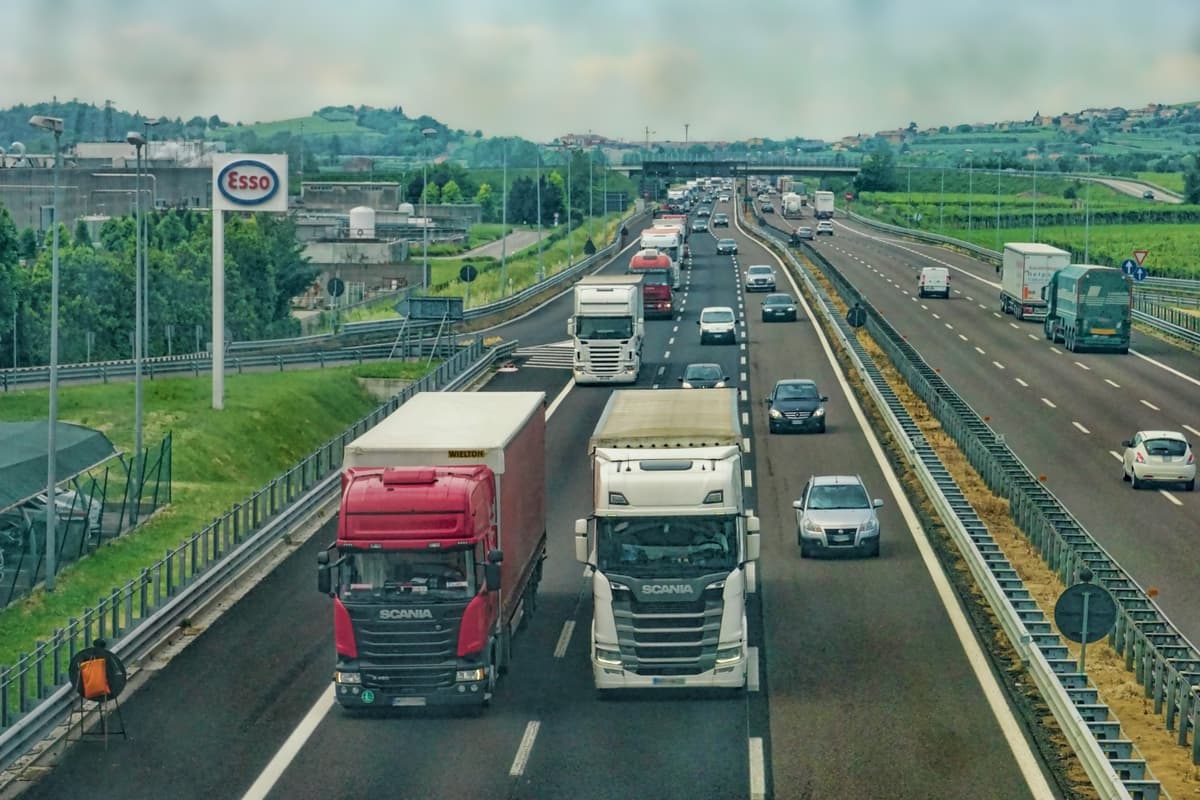 Il Lazio meridionale diventa destinazione per le auto usate che fuggono dai divieti del Nord
