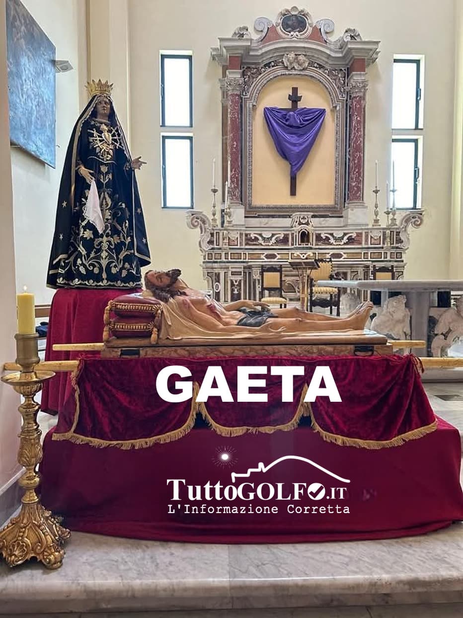 Gaeta, la Processione del Cristo Morto rinnova il rito del Venerdì Santo tra fede e tradizione