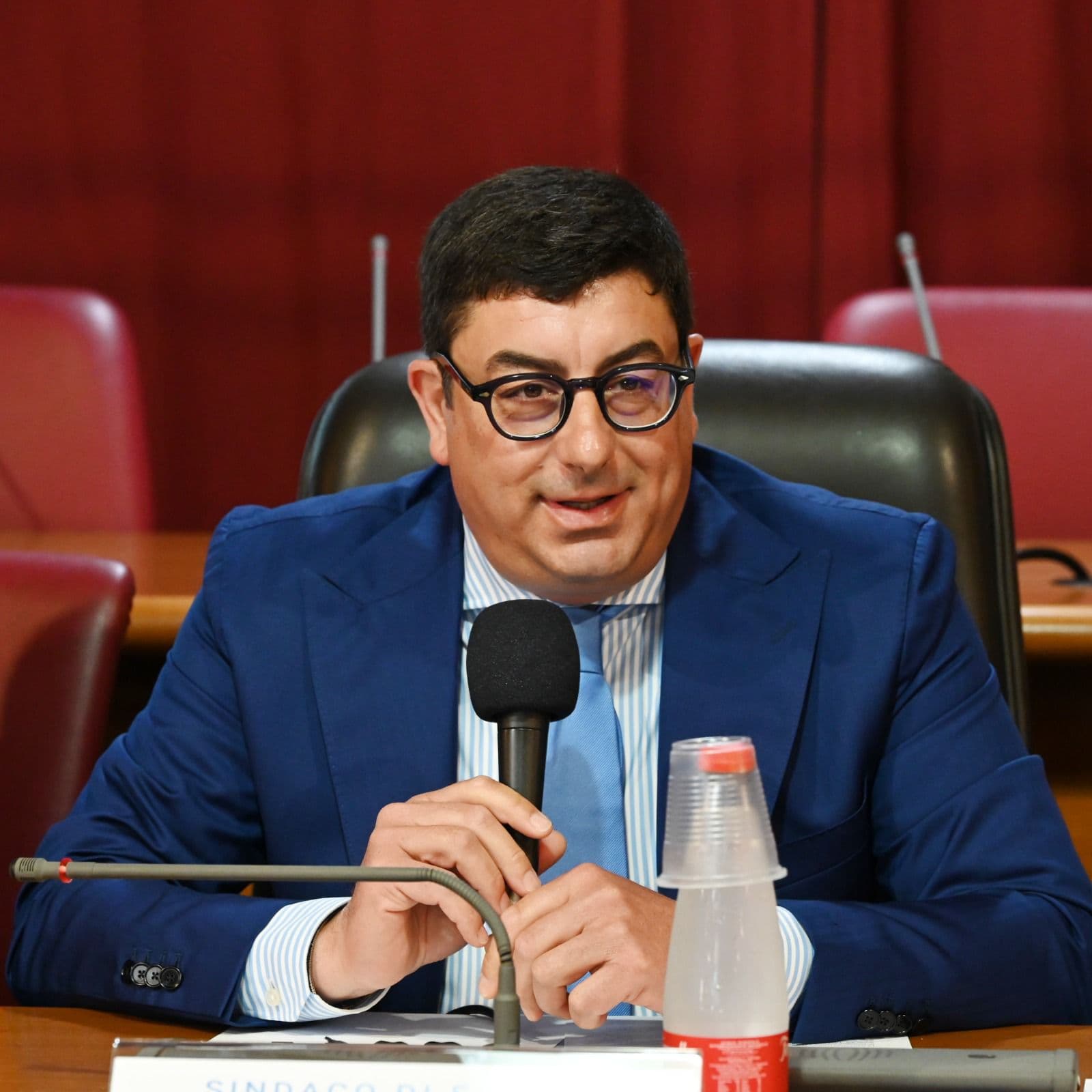 Formia: secondo l'opposizione il Sindaco scappa. Risponde il Sindaco Gianluca Taddeo: "Il mio tempo per la città".