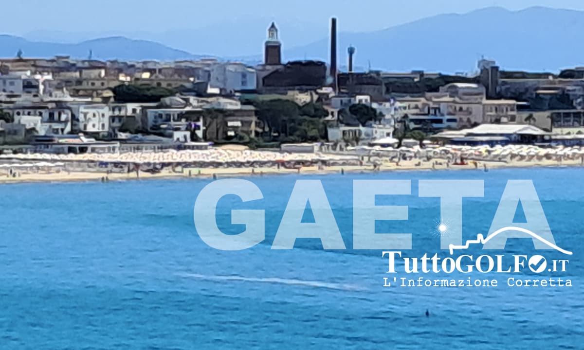 Gaeta, a Serapo avvistata la prima scia biancastra in mare della stagione