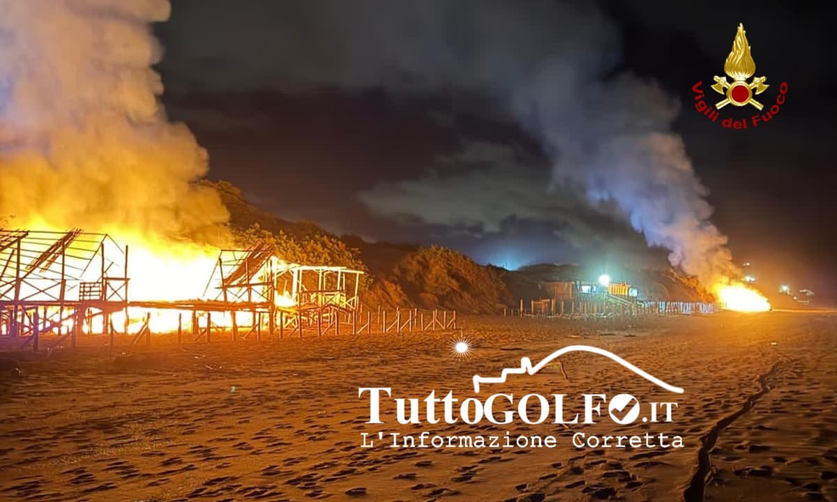 Stabilimenti balneari incendiati e corsa alle concessioni balneari. Ricchezza per pochi, povertà per molti