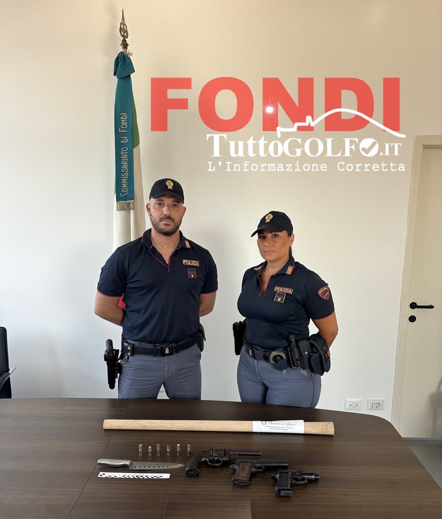 Fondi, arrestato con un revolver clandestino carico: in casa anche pistole a salve e un coltello