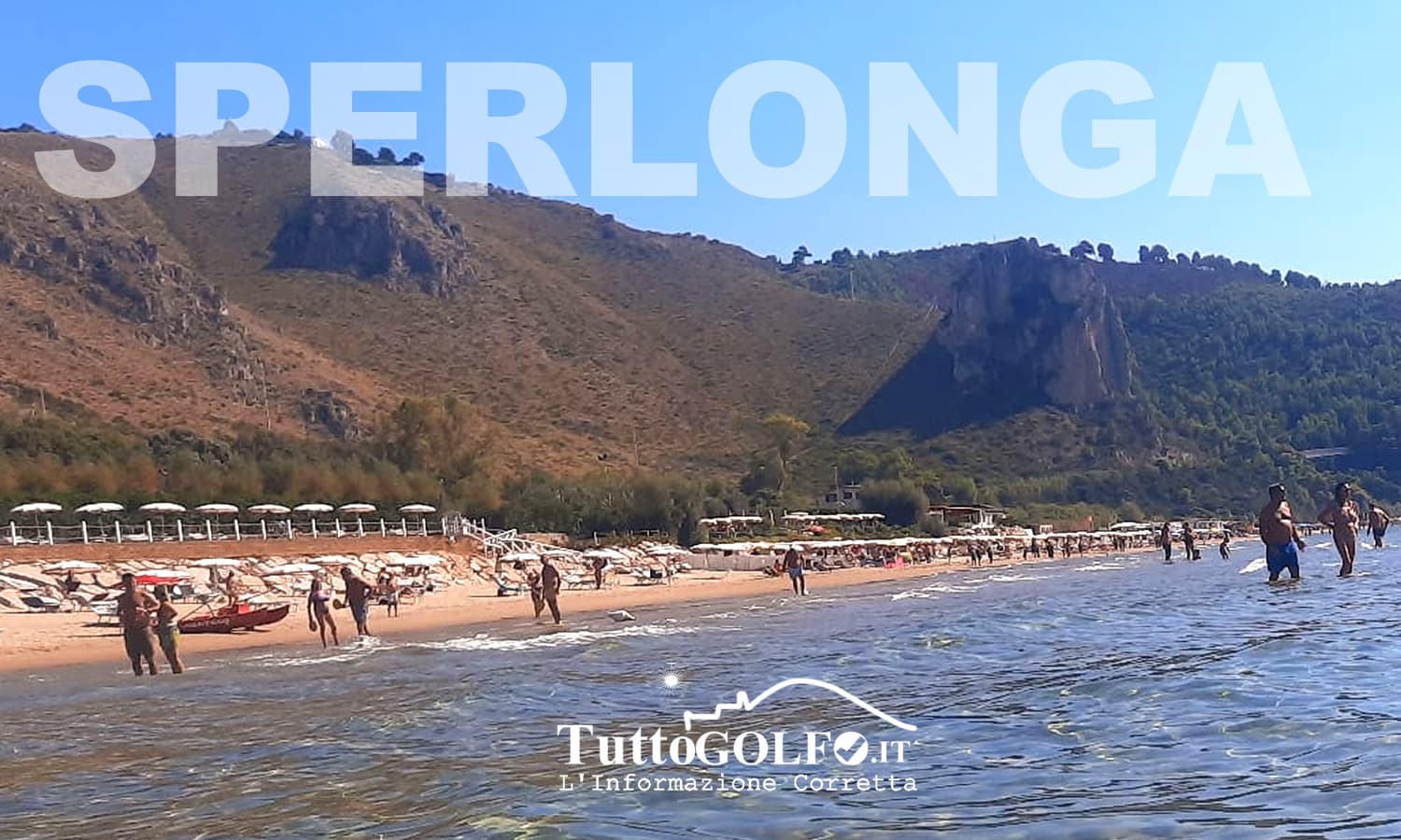 Ottobre a Sperlonga, una giornata che sa ancora d’estate: sole, mare e lidi aperti