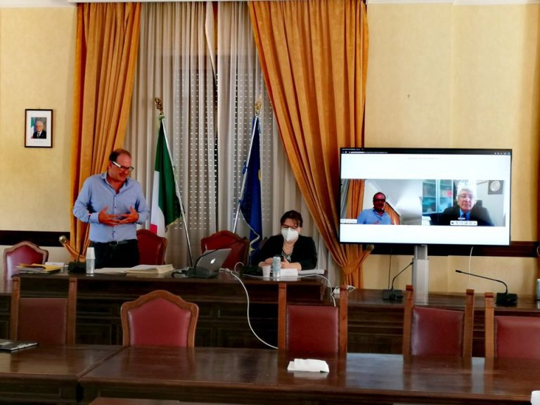 GAETA: UN LUMINARE DELLA MEDICINA CITTADINO ONORARIO