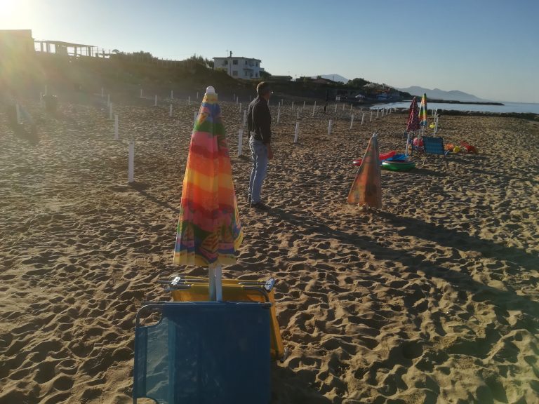 GUARDIA COSTIERA CONTROLLA LE SPIAGGE LIBERE, A MARINA DI MINTURNO 26 VERBALI AMMINISTRATIVI