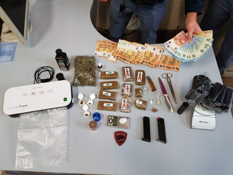POLIZIA SCOPRE E ARRESTA INCENSURATO IN POSSESSO DI DROGA HASHISH E MARIJUANA