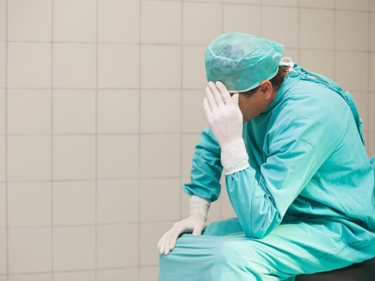 COVID-19 SUPERATI 70.000 DECESSI E DOMANI SI ANDRA’ OLTRE LA SOGLIA DEI 2 MILIONI DI CONTAGIO