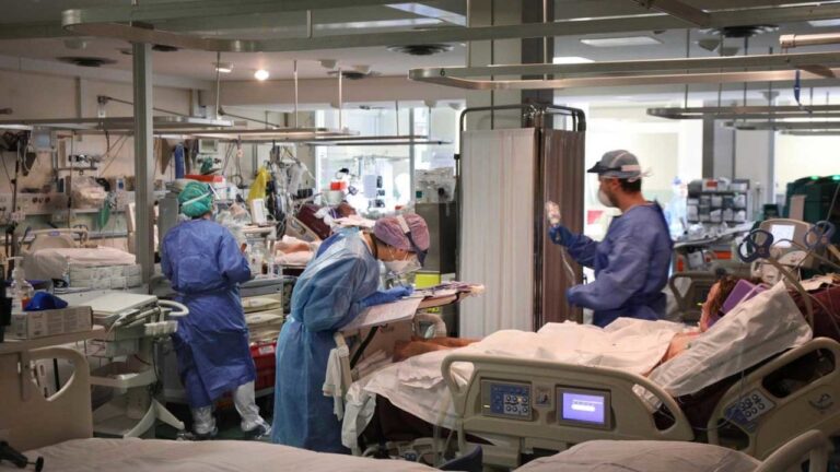 COVID-19: COME PREVISTO SUPERATI I DUE MILIONI DI CONTAGIO E 70.900 I DECEDUTI