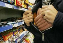 Formia, furto nel Supermercato: deferiti in due