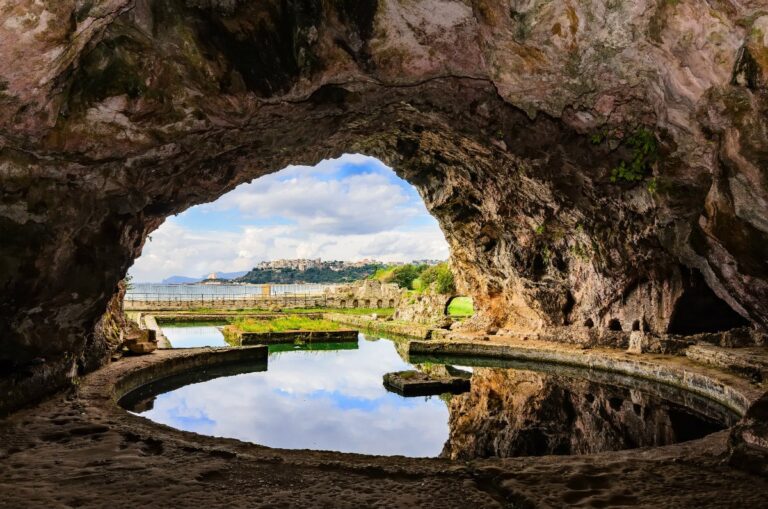 Sperlonga, Grotta di Tiberio: Esplorazioni subacquee e scavi