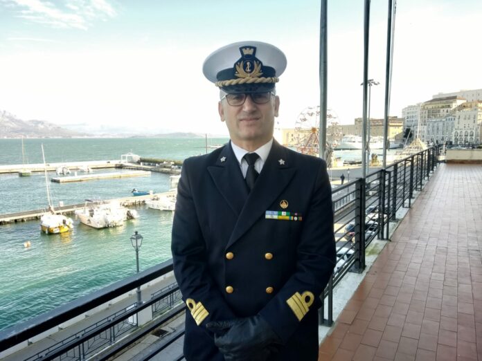 Angelo Napolitano divisa invernale