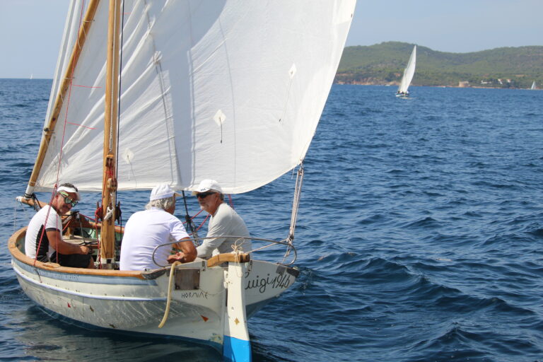 Il ritorno della Vela latina nel nostro Golfo è ormai cosa fatta