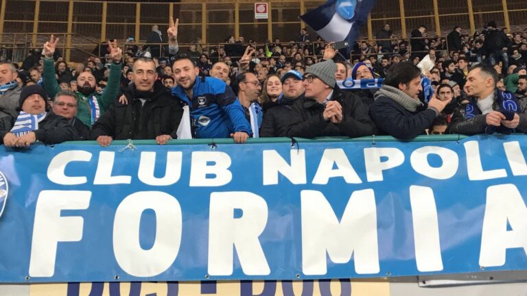 Il Club Napoli Formia dona un defibrillatore automatico al Comune di Formia