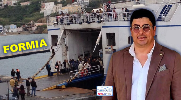 Trasferimento dei traghetti sul molo Vespucci e Passeggiata di Cicerone. Report del Consiglio comunale