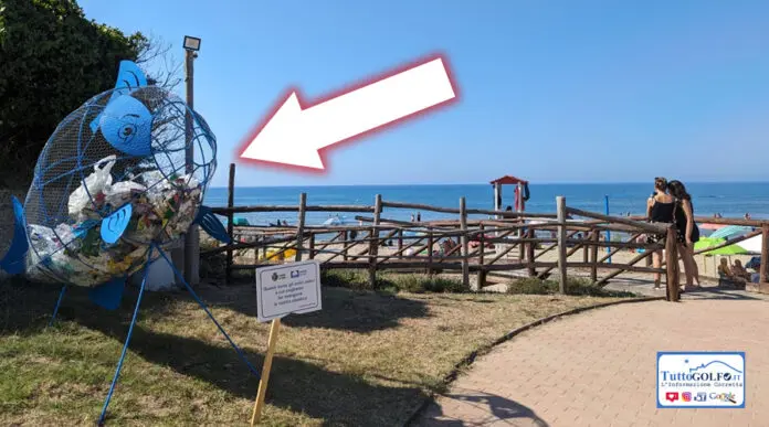 pesci mangia plastica fondi